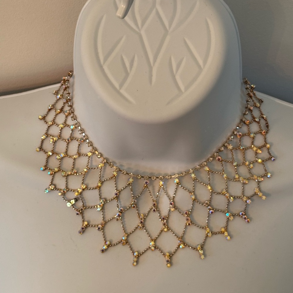 Elegant Gold Mesh Rhinestone Necklace